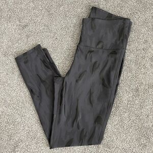 Whisper Motion Legging - Size Medium - NWOT